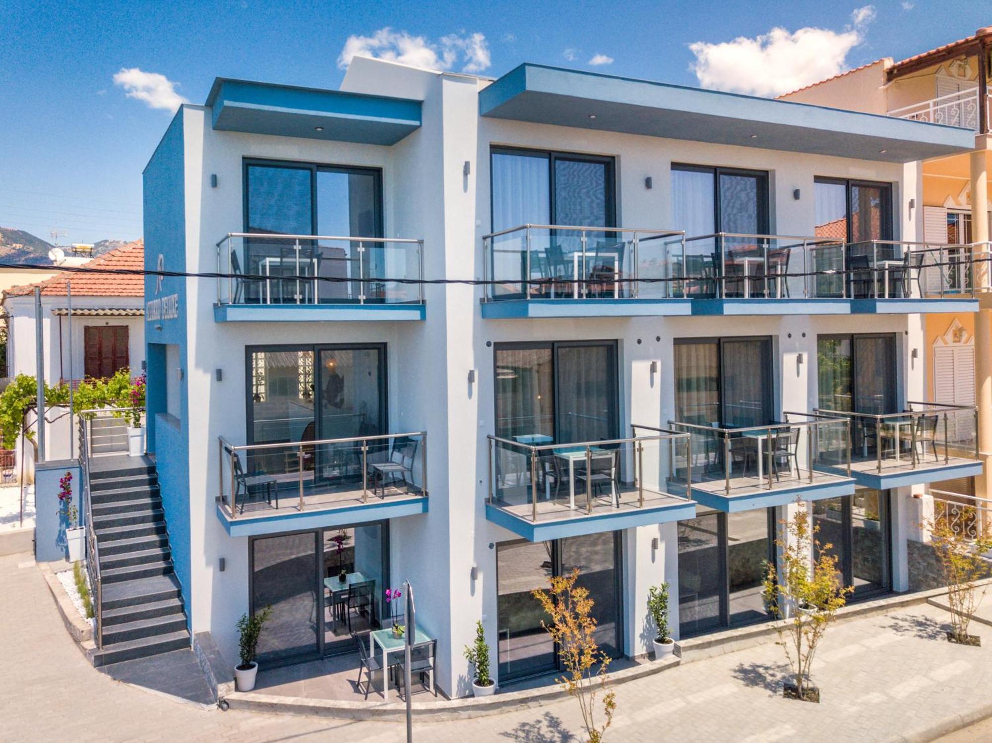 Апартаменты Azzurro Deluxe Лименария Экстерьер фото